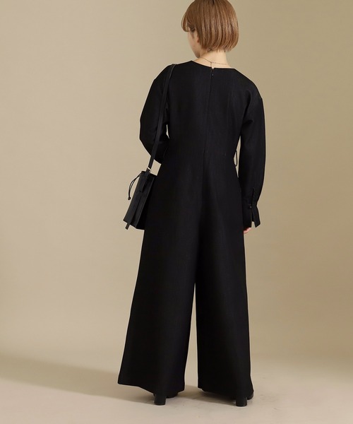 AULI(アウリィ)の「【低身長向けサイズ】ベルト付きデニムワイドオールインワン(つなぎ/オールインワン・レディース・ブラック/ネイビー・XS/S)」の5枚目の写真