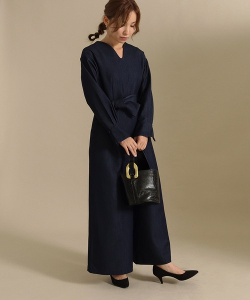 AULI(アウリィ)の「【低身長向けサイズ】ベルト付きデニムワイドオールインワン(つなぎ/オールインワン・レディース・ブラック/ネイビー・XS/S)」の18枚目の写真