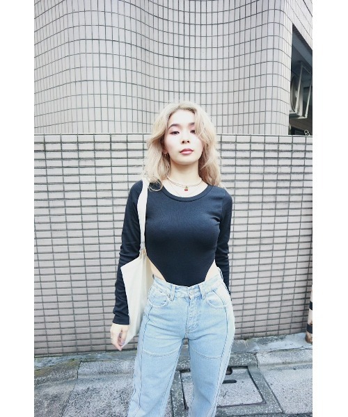 FIG&VIPER（フィグアンドバイパー）の「ハイレグリブボディースーツ（Tシャツ/カットソー・レディース・ブラック/グレー・FREE）」の16枚目の写真