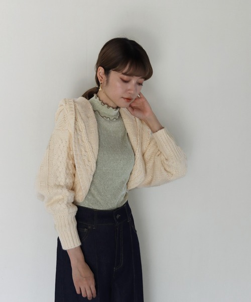CLEIO（クレイオ）の「【CLEIO】ケーブルニットボレロ（カーディガン/ボレロ・レディース・ブラック/アイボリー/キャメル・FREE）」の19枚目の写真