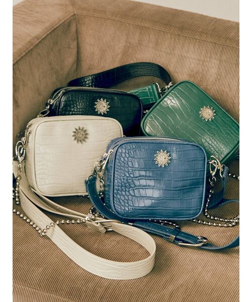 EVRIS（エヴリス）の「クロコボールチェーンミニショルダーバッグ（ショルダーバッグ・レディース・ホワイト/ブラック/ブルー/グリーン・FREE）」の9枚目の写真