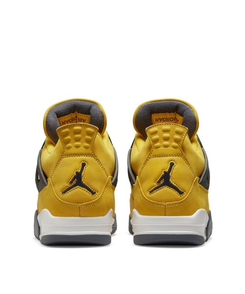 NIKE(ナイキ)の「NIKE / AIR JORDAN 4 RETRO(スニーカー・メンズ・イエロー・27/28/26.5/27.5)」の4枚目の写真