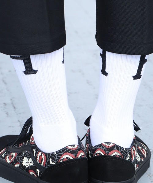 HUF(ハフ)の「HUF/ハフ ESSENTIALS CLASSIC SOCK 靴下 ミドル(ソックス/靴下・メンズ・ホワイト/ブラック・ONE SIZE)」の7枚目の写真