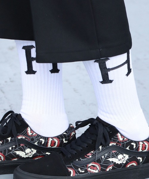 HUF(ハフ)の「HUF/ハフ ESSENTIALS CLASSIC SOCK 靴下 ミドル(ソックス/靴下・メンズ・ホワイト/ブラック・ONE SIZE)」の9枚目の写真