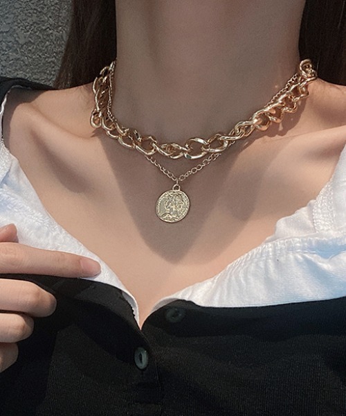 REBALANCE（リバランス）の「レディースネックレス（ネックレス・レディース・その他/その他1/その他2/その他3/その他4/その他5/シルバー系その他/ゴールド系その他/その他6/その他7/その他8/その他9/その他10/その他11/その他12/その他13/その他14/その他15/A/B/C/D/E/F/G/H/I/J/K/L/M/N/O/P/Q/R/S/T/U/V/W/X/Y/Z/その他16/その他17/その他18/その他19/その他20/その他21/その他22/その他23/その他24/その他25/その他26/その他27/その他28/その他29/その他30/その他31/その他32/その他34/その他35/ゴールド系その他2/ゴールド系その他3/ゴールド系その他4/ゴールド系その他6・ONE SIZE）」の4枚目の写真