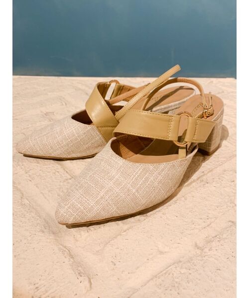 dazzlin（ダズリン）の「ポインテッドレディパンプス（パンプス・レディース・ブラック/ベージュ/アイボリー・SMALL/MEDIUM/LARGE）」の3枚目の写真