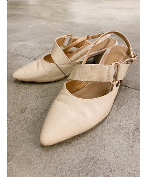 dazzlin（ダズリン）の「ポインテッドレディパンプス（パンプス・レディース・ブラック/ベージュ/アイボリー・SMALL/MEDIUM/LARGE）」の2枚目の写真