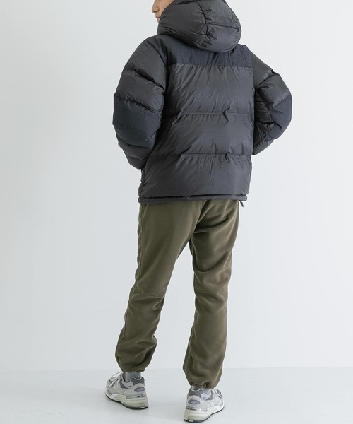 URBAN RESEARCH(アーバンリサーチ)の「THE NORTH FACE WS Nuptse Hoodie(ダウンジャケット/コート・メンズ・ブラック・MEDIUM/LARGE/X-LARGE)」の17枚目の写真