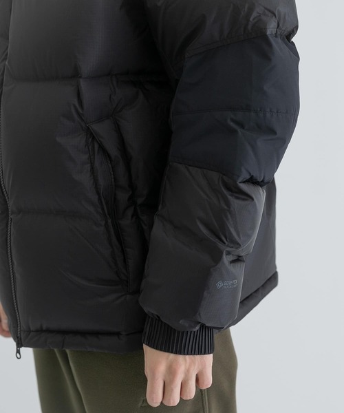 URBAN RESEARCH(アーバンリサーチ)の「THE NORTH FACE WS Nuptse Hoodie(ダウンジャケット/コート・メンズ・ブラック・MEDIUM/LARGE/X-LARGE)」の16枚目の写真