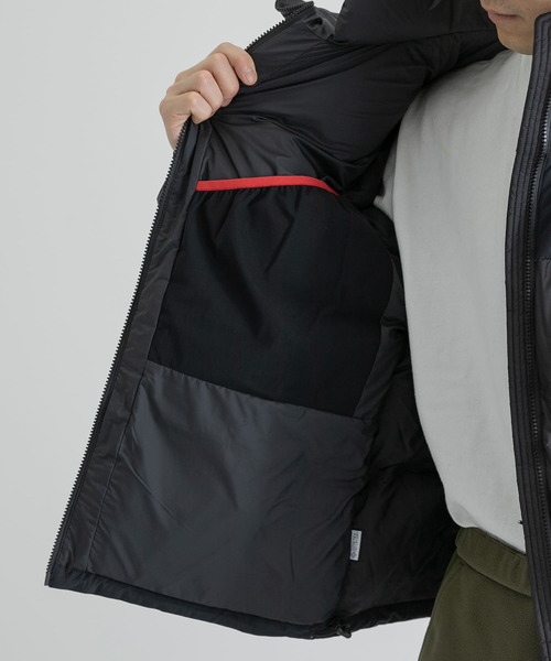 URBAN RESEARCH(アーバンリサーチ)の「THE NORTH FACE WS Nuptse Hoodie(ダウンジャケット/コート・メンズ・ブラック・MEDIUM/LARGE/X-LARGE)」の7枚目の写真