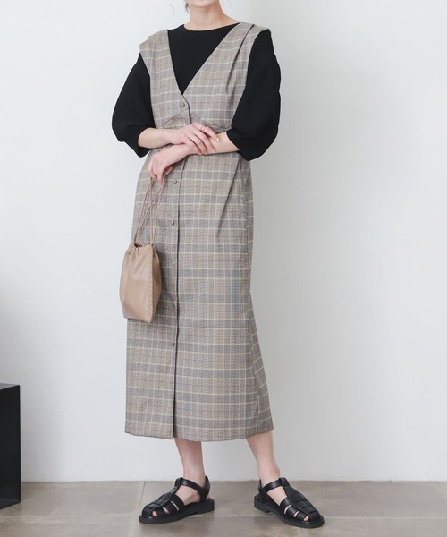 SENSE OF PLACE by URBAN RESEARCH(センスオブプレイスバイアーバンリサーチ)の「『One-C/低身長向けサイズ展開あり』チェックフロントボタンジャンパースカート(ジャンパースカート・レディース・チェック・ONE/SHORT)」の4枚目の写真