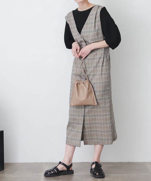 SENSE OF PLACE by URBAN RESEARCH(センスオブプレイスバイアーバンリサーチ)の「『One-C/低身長向けサイズ展開あり』チェックフロントボタンジャンパースカート(ジャンパースカート・レディース・チェック・ONE/SHORT)」の9枚目の写真