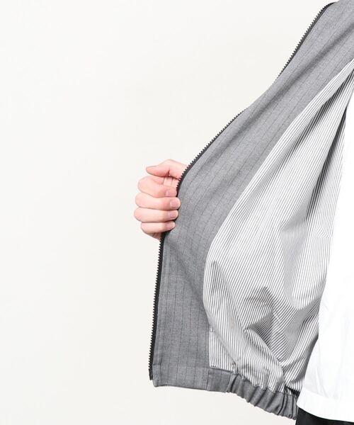WHIZLIMITED（ウィズリミテッド）の「STRIPE JACKET（ブルゾン・メンズ・ネイビー/グレー・MEDIUM/LARGE）」の3枚目の写真