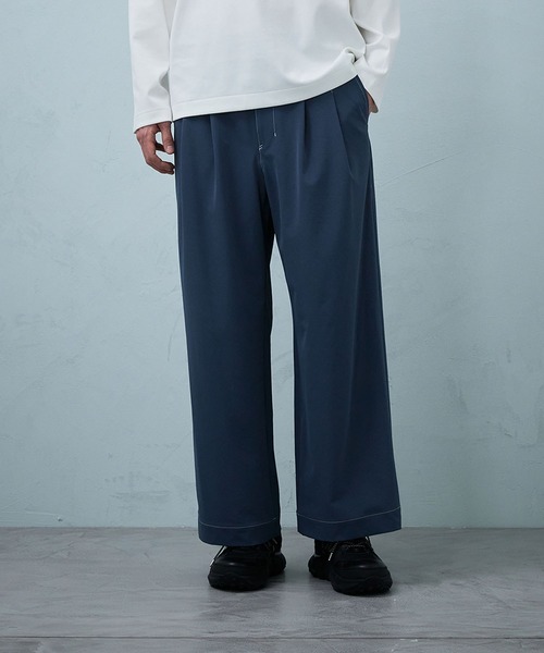 PUBLIC TOKYO(パブリックトウキョウ)の「ステッチドワイドイージースラックス(スラックス・メンズ・ネイビー/ホワイト・1/2)」の17枚目の写真