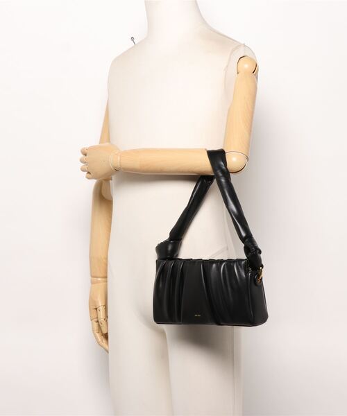 MADEMOISELLE ROPE'（マドモアゼル ロペ）の「【JW PEI】MILA ハンドバッグ（ハンドバッグ・レディース・ブラック/パープル・FREE）」の5枚目の写真