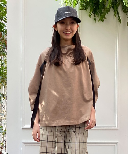 AVIE(アビィ)の「ジャージーリボンデザインプルオーバー(Tシャツ/カットソー・レディース・ブラック/モカ・38)」の10枚目の写真