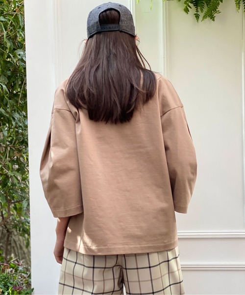 AVIE(アビィ)の「ジャージーリボンデザインプルオーバー(Tシャツ/カットソー・レディース・ブラック/モカ・38)」の17枚目の写真