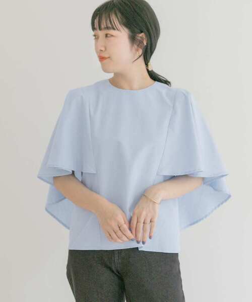 ITEMS URBANRESEARCH（アイテムズ アーバンリサーチ）の「ケープデザインブラウス（シャツ/ブラウス・レディース・ブルー/ベージュ/ネイビー・FREE）」の4枚目の写真