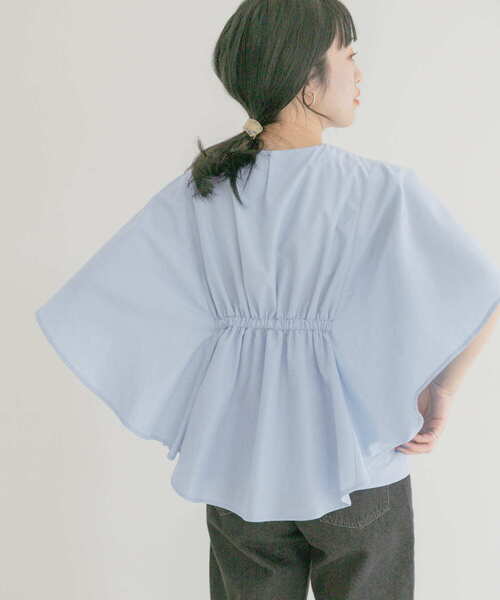 ITEMS URBANRESEARCH（アイテムズ アーバンリサーチ）の「ケープデザインブラウス（シャツ/ブラウス・レディース・ブルー/ベージュ/ネイビー・FREE）」の5枚目の写真