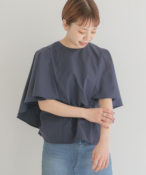 ITEMS URBANRESEARCH（アイテムズ アーバンリサーチ）の「ケープデザインブラウス（シャツ/ブラウス・レディース・ブルー/ベージュ/ネイビー・FREE）」の17枚目の写真