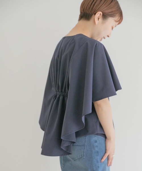 ITEMS URBANRESEARCH（アイテムズ アーバンリサーチ）の「ケープデザインブラウス（シャツ/ブラウス・レディース・ブルー/ベージュ/ネイビー・FREE）」の19枚目の写真