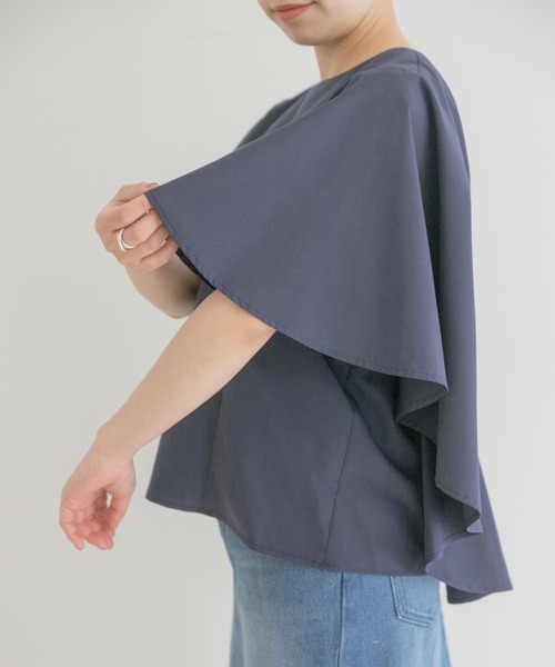 ITEMS URBANRESEARCH（アイテムズ アーバンリサーチ）の「ケープデザインブラウス（シャツ/ブラウス・レディース・ブルー/ベージュ/ネイビー・FREE）」の22枚目の写真