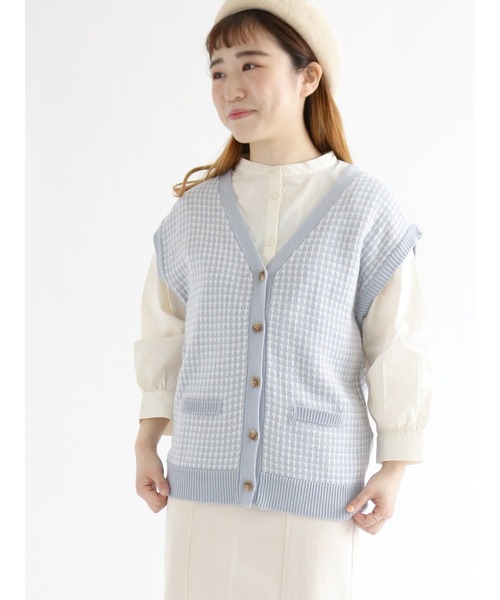 ehka sopo（エヘカソポ）の「ジャガードVネックベスト（ベスト・レディース・ブラック/グレー/オフホワイト/グリーン・ﾌﾘ-）」の3枚目の写真