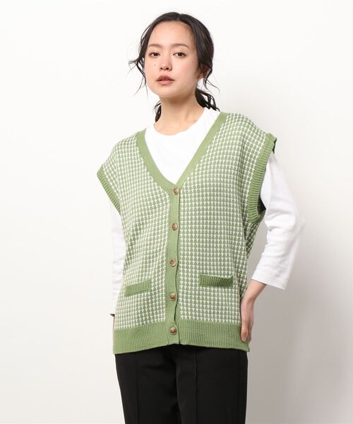 ehka sopo（エヘカソポ）の「ジャガードVネックベスト（ベスト・レディース・ブラック/グレー/オフホワイト/グリーン・ﾌﾘ-）」の8枚目の写真