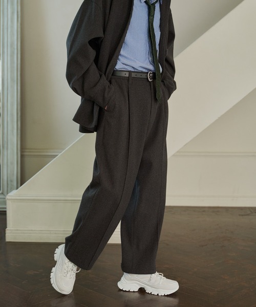 ADAMASTE（アダマスト）の「リラックスフィットウールライクワイドパンツ【セットアップ対応】（その他パンツ・メンズ・ダークグレー/グレイッシュベージュ・SMALL/MEDIUM/LARGE）」の9枚目の写真