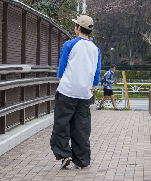 GLOSTER（グロスター）の「【GLOSTER/グロスター】ヴィンテージウォッシュ クラシックスポーツラグランTシャツ（Tシャツ/カットソー・メンズ・ブラック系その他/ブルー系その他・MEDIUM/LARGE）」の5枚目の写真