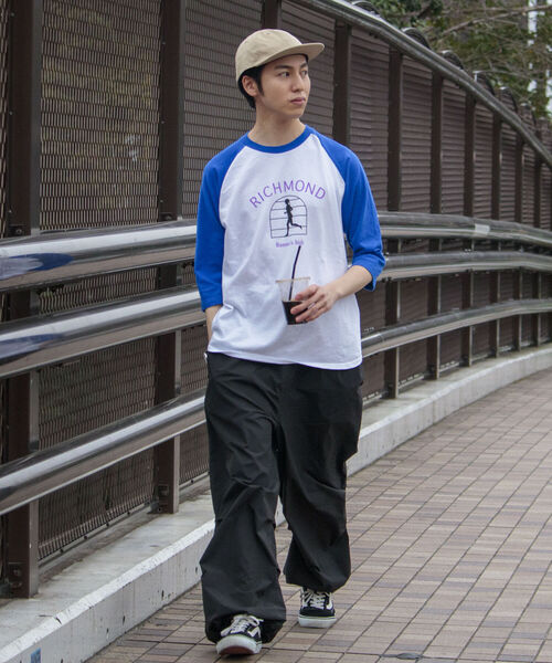 GLOSTER（グロスター）の「【GLOSTER/グロスター】ヴィンテージウォッシュ クラシックスポーツラグランTシャツ（Tシャツ/カットソー・メンズ・ブラック系その他/ブルー系その他・MEDIUM/LARGE）」の4枚目の写真