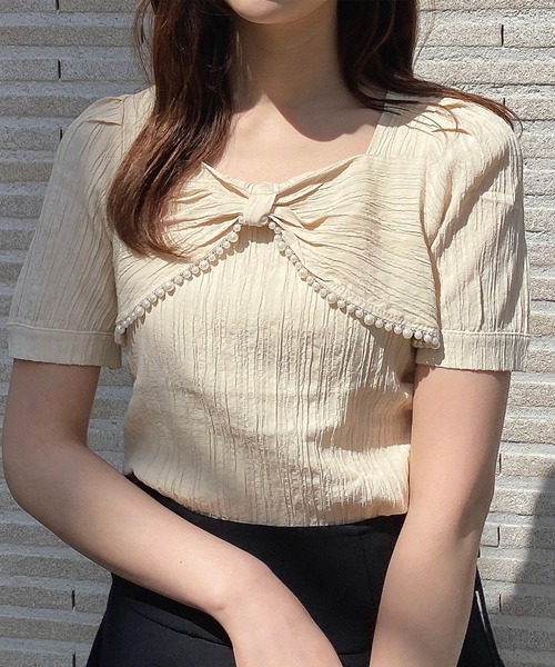 Crea titty&Co. PETIT(クレアティティーアンドコープチ)の「【Crea titty&Co.PETIT】デコルテパールリボントップス(Tシャツ/カットソー・レディース・ベージュ・FREE)」の9枚目の写真