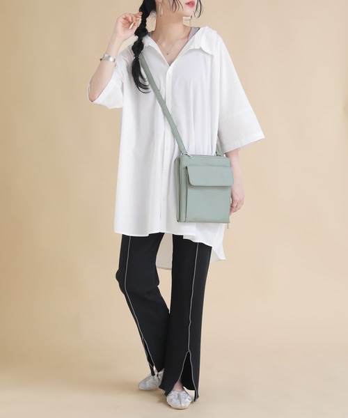 osharewalker(オシャレウォーカー)の「【廃盤】『多収納ポケットショルダーバッグ』(ショルダーバッグ・レディース・グレイッシュブルー/ブラック/アイボリー・FREE)」の7枚目の写真