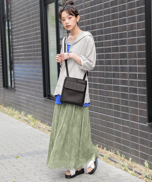 osharewalker(オシャレウォーカー)の「【廃盤】『多収納ポケットショルダーバッグ』(ショルダーバッグ・レディース・グレイッシュブルー/ブラック/アイボリー・FREE)」の8枚目の写真