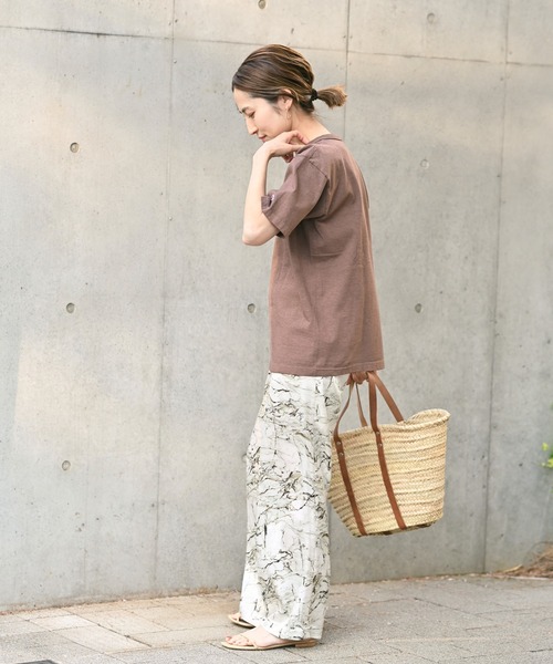 FRAMeWORK（フレームワーク）の「【Champion / チャンピオン】別注USAボタニカルダイ Tシャツ（Tシャツ/カットソー・レディース・ブラウン/ベージュ/ブルー・MEDIUM/X-LARGE）」の5枚目の写真