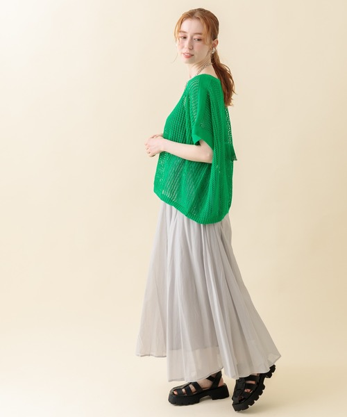 TRANOI（トラノイ）の「TRANOI. チェーンワイドニットトップス（ニット/セーター・レディース・ブラック/グリーン/レッド・FREE）」の7枚目の写真