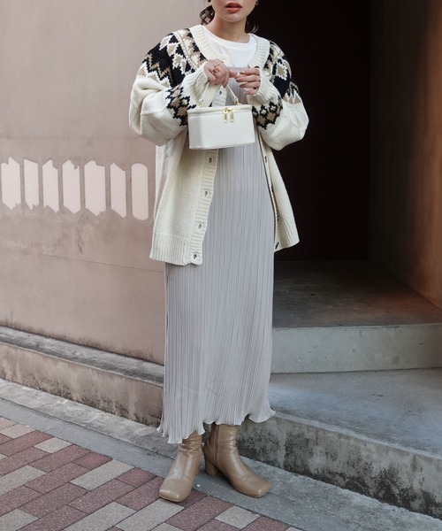 CORNERS（コーナーズ）の「SETプリーツキャミワンピース（ワンピース・レディース・ベージュ/ブラック/ライトグリーン/ブラウン・M）」の13枚目の写真