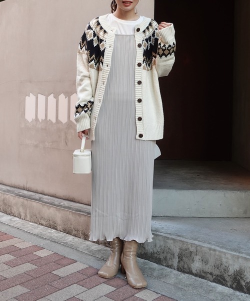 CORNERS（コーナーズ）の「SETプリーツキャミワンピース（ワンピース・レディース・ベージュ/ブラック/ライトグリーン/ブラウン・M）」の14枚目の写真