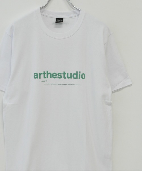 TRAP/U (トラップユー)の「コットン天竺 フロントプリント 半袖 クルーネック Tシャツ(Tシャツ/カットソー・メンズ・アッシュ/ブラック/ホワイト・M/L)」の2枚目の写真