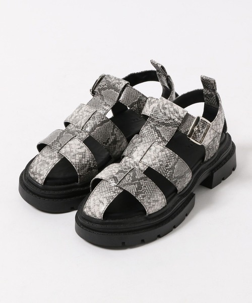 PAGEBOY（ページボーイ）の「グルカサンダル（サンダル・レディース・ブラック/オフホワイト/パイソン・MEDIUM/LARGE）」の8枚目の写真