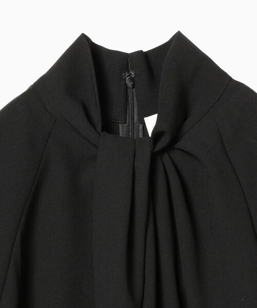 EFFE BEAMS（エッフェビームス）の「EFFE BEAMS / ストレッチ タックタイ ブラウス（シャツ/ブラウス・レディース・オフホワイト・38/36）」の5枚目の写真