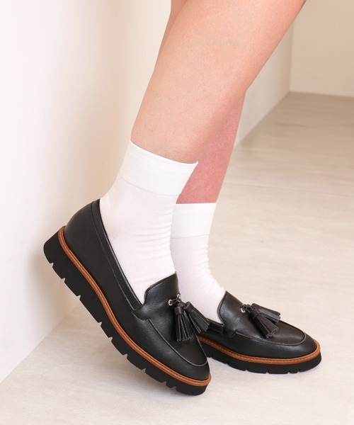 〈未使用〉artemis by DIANA 厚底 タッセルローファー 24cm 軽量厚底タッセルローファー（ローファー）｜artemis by DIANA