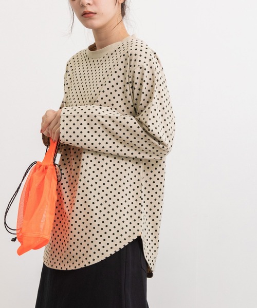 POU DOU DOU（プードゥドゥ）の「クラシックパターンロンTee（Tシャツ/カットソー・レディース・ブラック/グリーン/オレンジ/キナリ・3）」の2枚目の写真