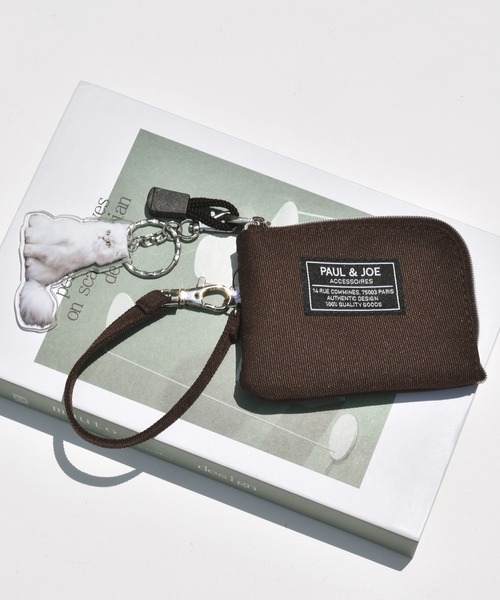 PAUL & JOE ACCESSOIRES(ポールアンドジョーアクセソワ)の「PAUL & JOE ACCESSOIRES (ポール&ジョーアクセソワ) パスコインケース パスケース ワッペンジプシー PJA-W721 ポールアンドジョー(パスケース・レディース・ブラック/カーキ/ブラウン・FREE)」の1枚目の写真