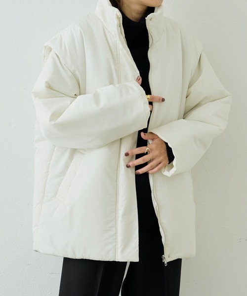 Shelly island（シェリーアイランド）の「【軽量で暖かい】2WAY中綿コート/ベスト（その他アウター・レディース・ホワイト/ブラック・FREE）」の8枚目の写真