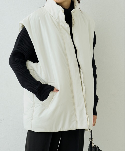 Shelly island（シェリーアイランド）の「【軽量で暖かい】2WAY中綿コート/ベスト（その他アウター・レディース・ホワイト/ブラック・FREE）」の10枚目の写真