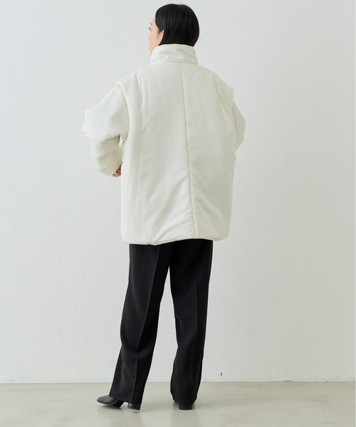 Shelly island（シェリーアイランド）の「【軽量で暖かい】2WAY中綿コート/ベスト（その他アウター・レディース・ホワイト/ブラック・FREE）」の4枚目の写真