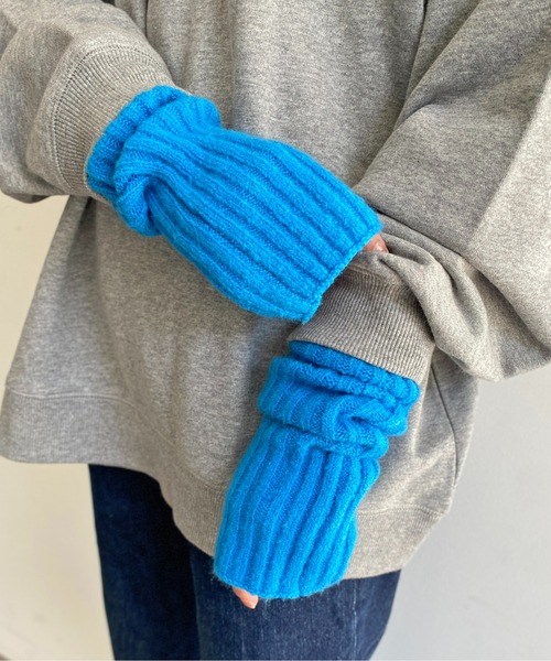 CPCM(シーピーシーエム)の「リブ編みニットアームウォーマー(アームカバー・レディース・ブラック/オレンジ/グリーン/アイボリー/モカ/ブルー・FREE)」の5枚目の写真