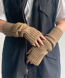 CPCM（シーピーシーエム）の「リブ編みニットアームウォーマー（アームカバー）」