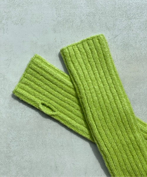 CPCM(シーピーシーエム)の「リブ編みニットアームウォーマー(アームカバー・レディース・ブラック/オレンジ/グリーン/アイボリー/モカ/ブルー・FREE)」の16枚目の写真